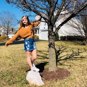 Meet your Posher, Lily